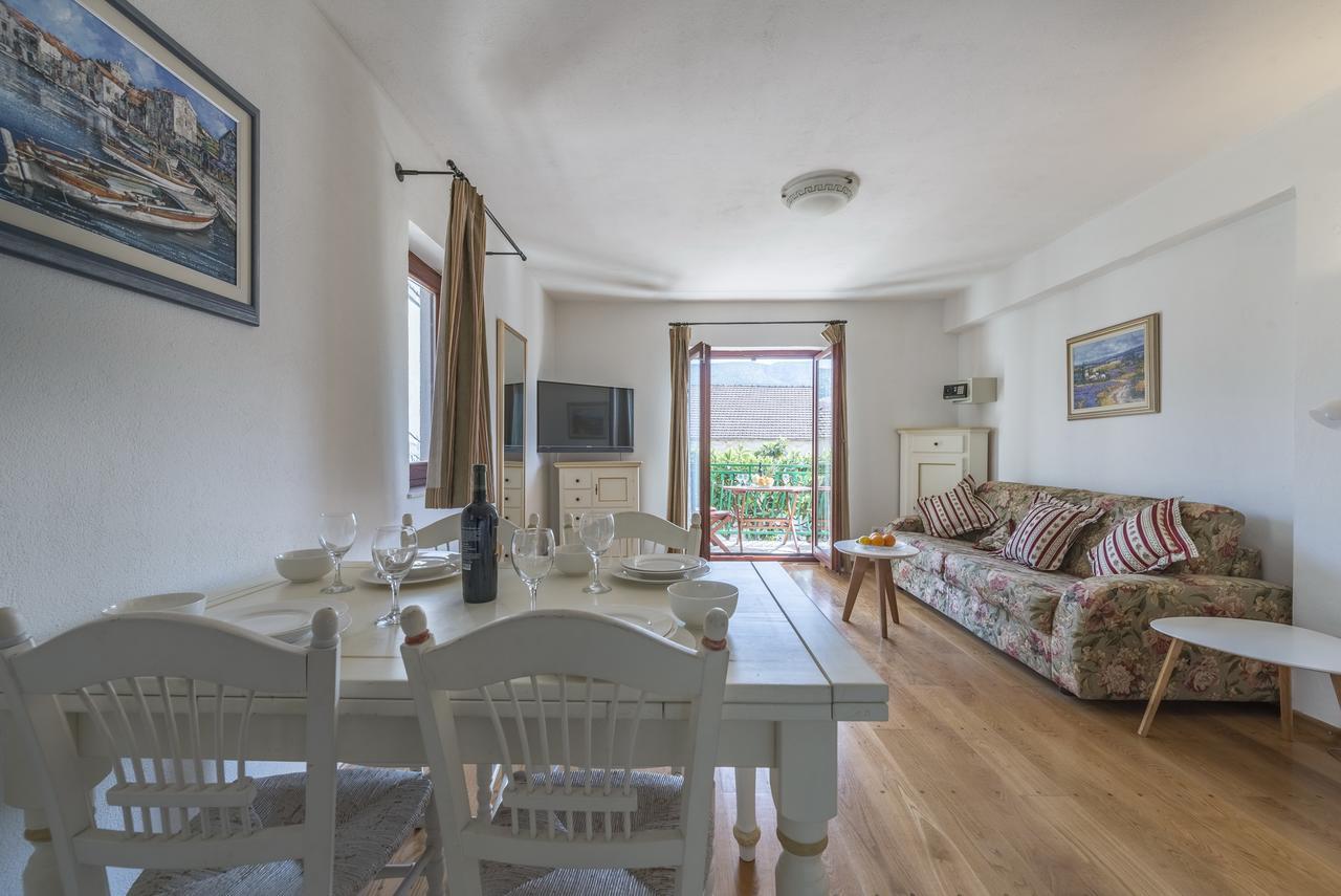 Napoleon Apartment *