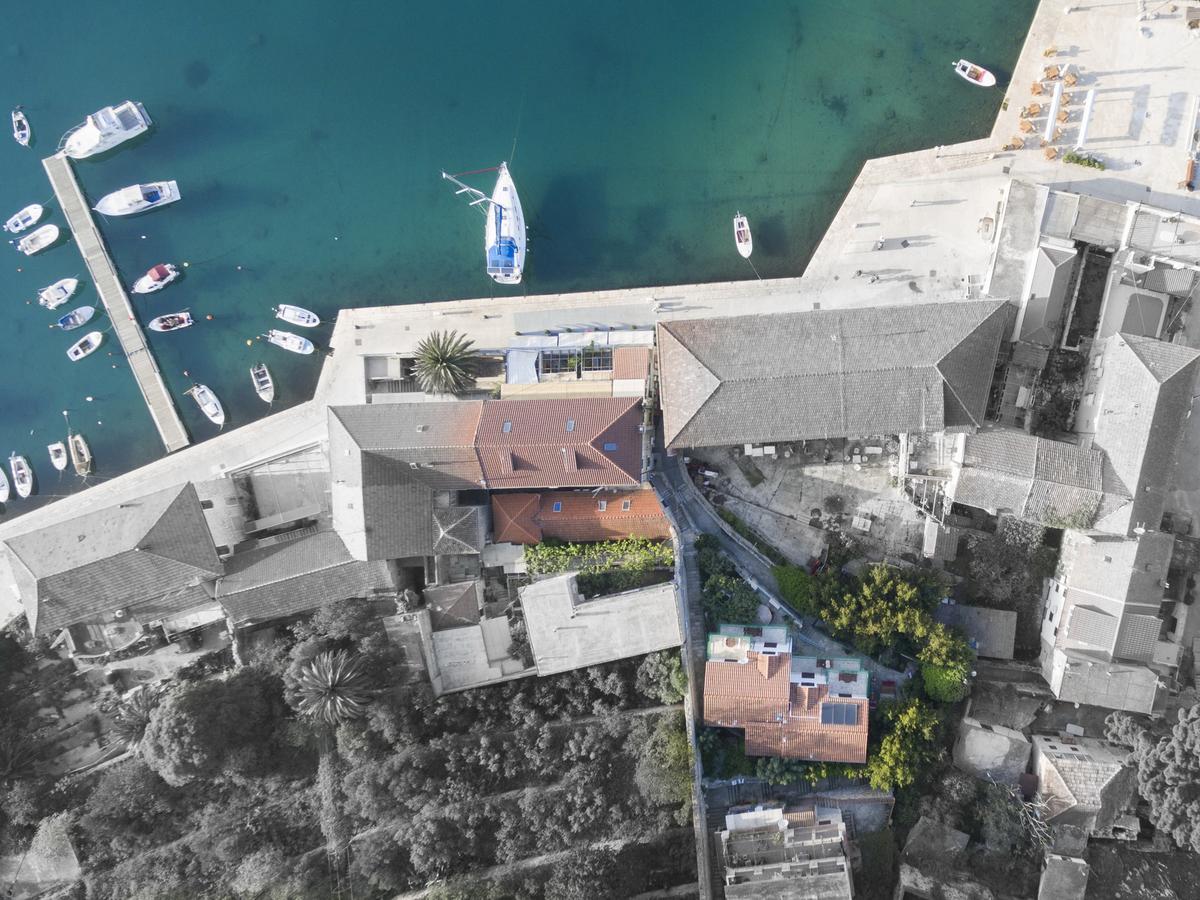 Napoleon Apartment Jelsa (Hvar)