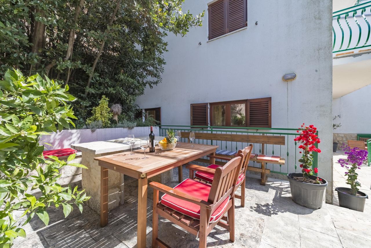 Napoleon Apartment Jelsa (Hvar)