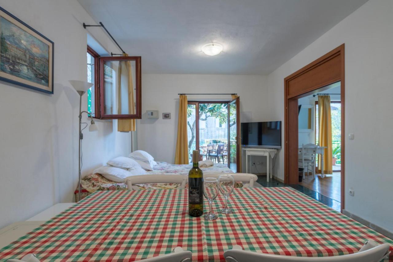 Apartment Napoleon Jelsa (Hvar)